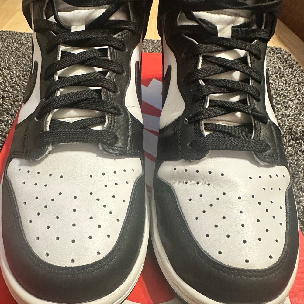 Nike Dunk Hi Black and White (Panda)Sneakers Iconic Design